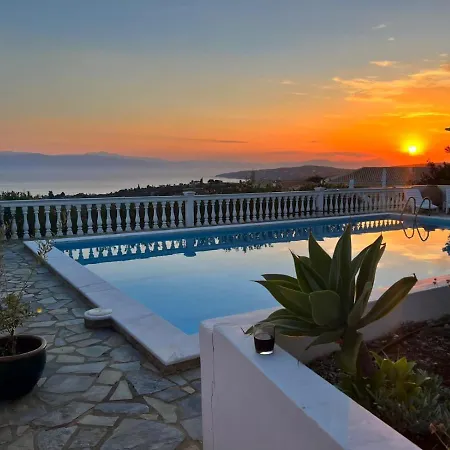 Iron Hill Pool - Amazing Sunset & Sea View Vila *